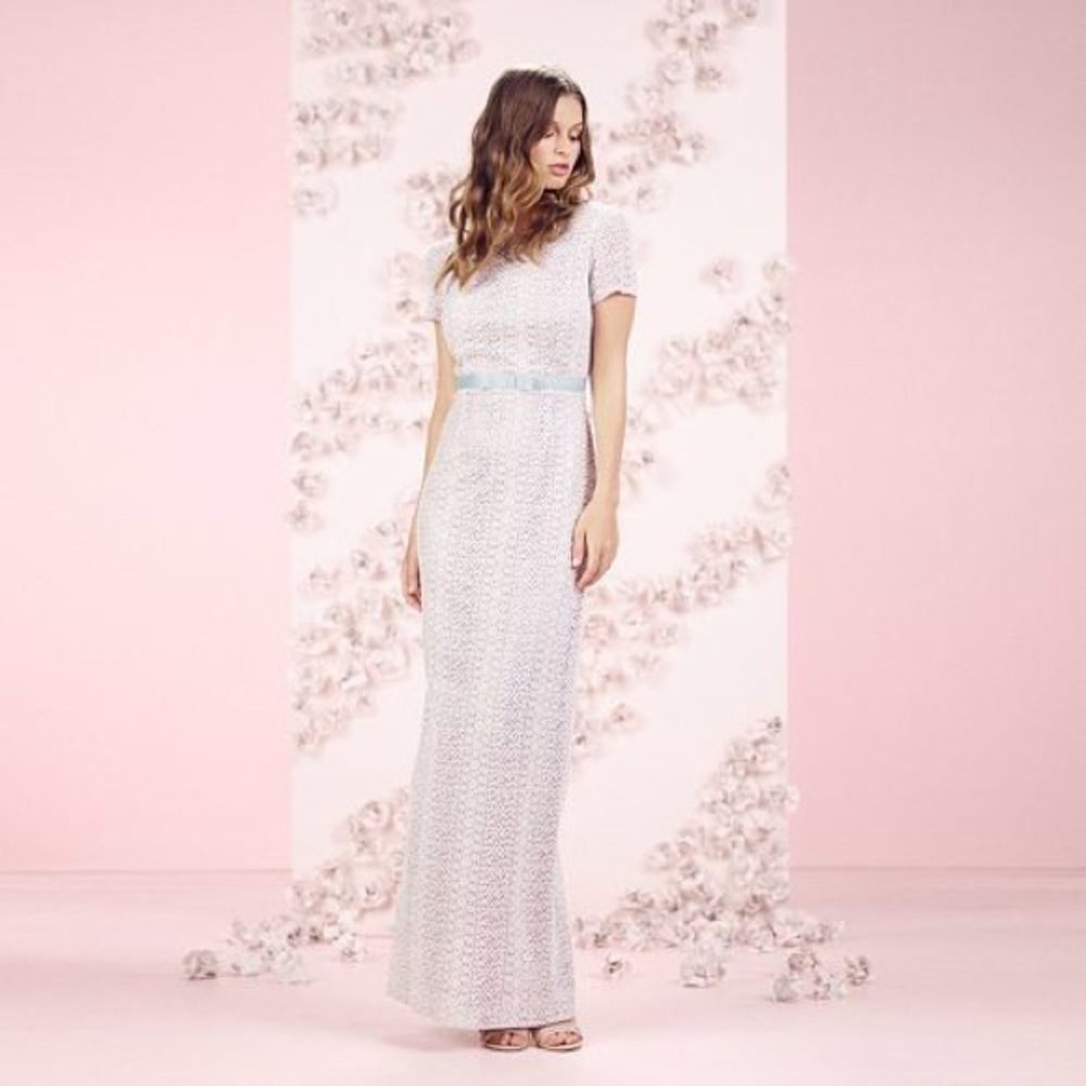 Lauren Conrad Runway Lace Blush Dress 8